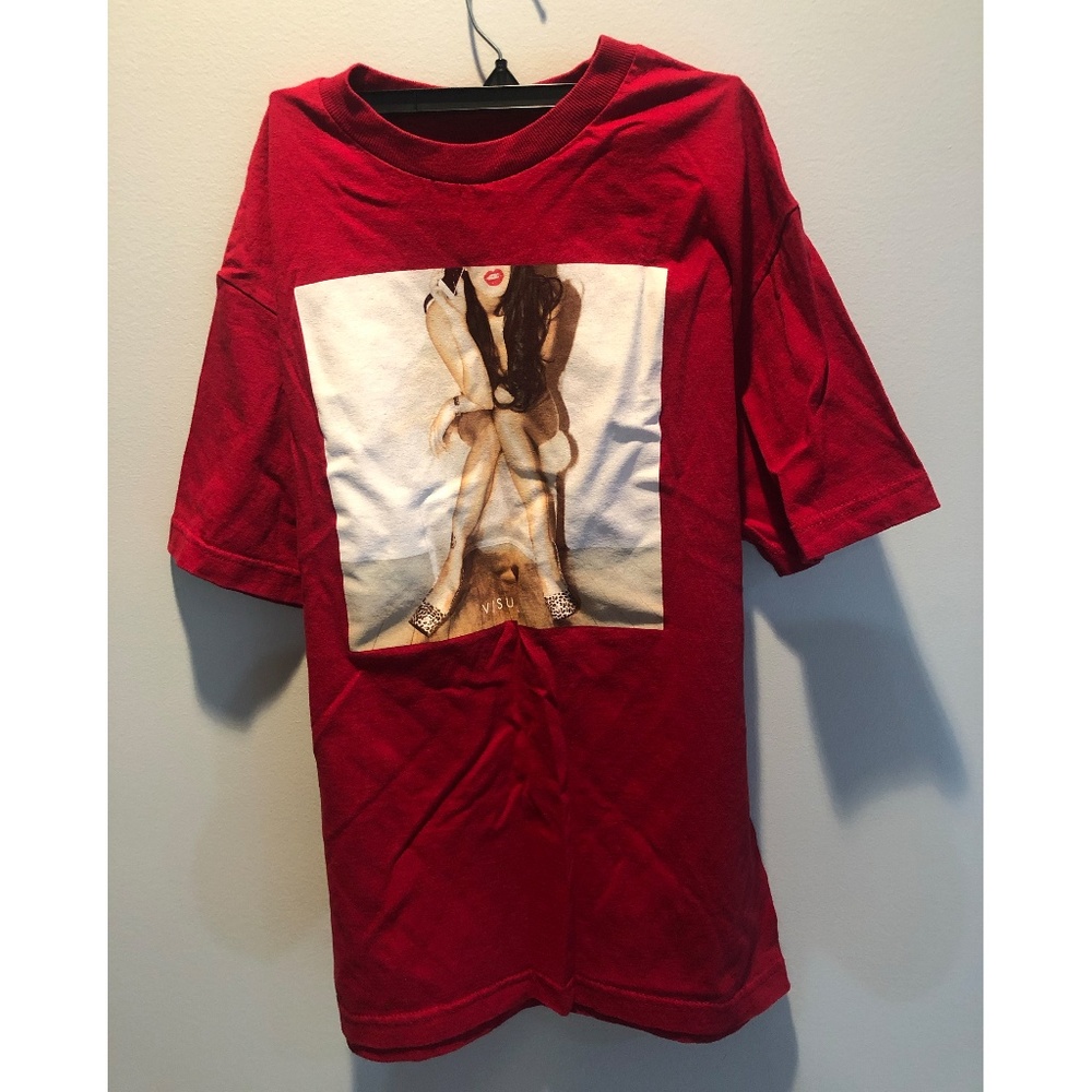 Red Visual T-Shirt Men Size Medium